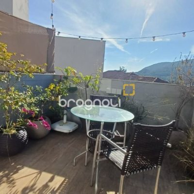 Casa de Condomínio com 148m², 2 quartos (sendo 1 suíte), 2 garagens, no bairro Santo Antônio de Lisboa em Florianópolis