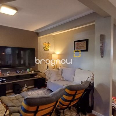 Casa de Condomínio com 148m², 2 quartos (sendo 1 suíte), 2 garagens, no bairro Santo Antônio de Lisboa em Florianópolis