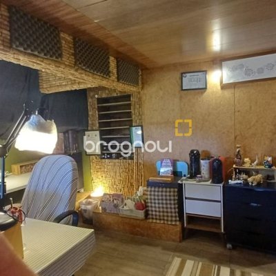 Casa de Condomínio com 148m², 2 quartos (sendo 1 suíte), 2 garagens, no bairro Santo Antônio de Lisboa em Florianópolis