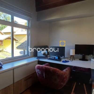 Casa de Condomínio com 148m², 2 quartos (sendo 1 suíte), 2 garagens, no bairro Santo Antônio de Lisboa em Florianópolis