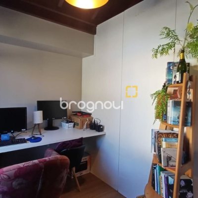 Casa de Condomínio com 148m², 2 quartos (sendo 1 suíte), 2 garagens, no bairro Santo Antônio de Lisboa em Florianópolis