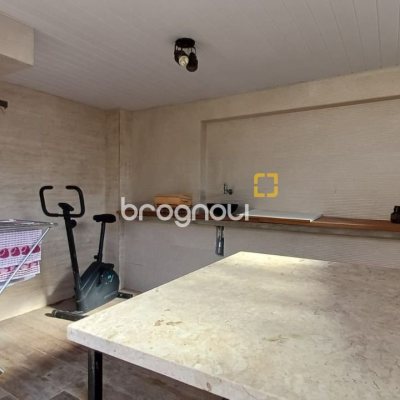 Casa de Condomínio com 148m², 2 quartos (sendo 1 suíte), 2 garagens, no bairro Santo Antônio de Lisboa em Florianópolis