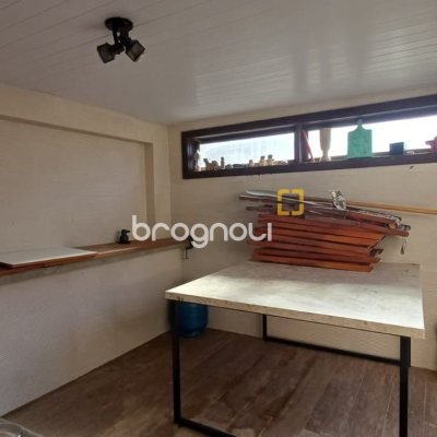 Casa de Condomínio com 148m², 2 quartos (sendo 1 suíte), 2 garagens, no bairro Santo Antônio de Lisboa em Florianópolis