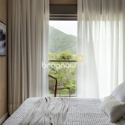 Apartamento com 76m², 2 quartos (sendo 1 suíte), 1 garagem, no bairro Cacupé em Florianópolis