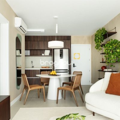Apartamento com 76m², 2 quartos (sendo 1 suíte), 1 garagem, no bairro Cacupé em Florianópolis