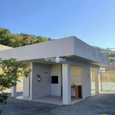 Apartamento com 52m², 2 quartos, 1 garagem, no bairro São Sebastião em Palhoça