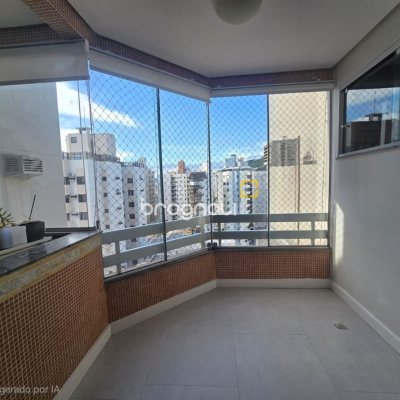 Apartamento com 125m², 3 quartos (sendo 1 suíte), 1 garagem, no bairro Centro em Florianópolis