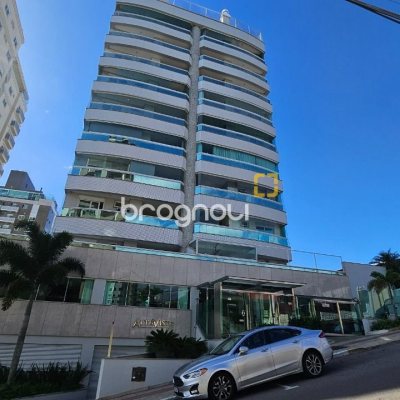 Apartamento com 129m², 3 quartos (sendo 2 suítes), 2 garagens, no bairro Beira Mar Norte em Florianópolis