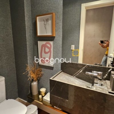 Apartamento com 129m², 3 quartos (sendo 2 suítes), 2 garagens, no bairro Beira Mar Norte em Florianópolis