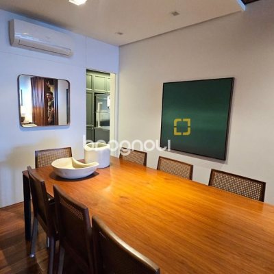 Apartamento com 129m², 3 quartos (sendo 2 suítes), 2 garagens, no bairro Beira Mar Norte em Florianópolis
