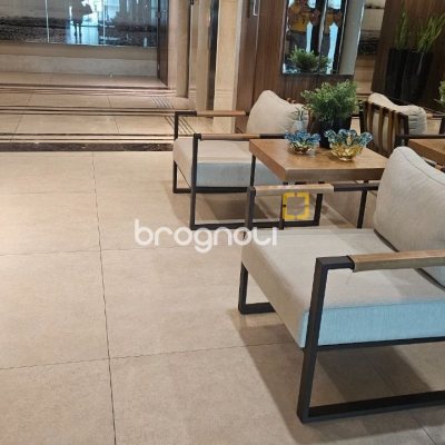 Apartamento com 129m², 3 quartos (sendo 2 suítes), 2 garagens, no bairro Beira Mar Norte em Florianópolis
