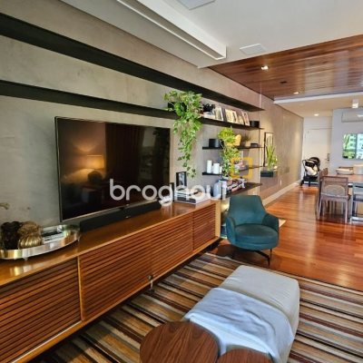 Apartamento com 129m², 3 quartos (sendo 2 suítes), 2 garagens, no bairro Beira Mar Norte em Florianópolis