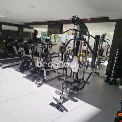 Apartamento com 129m², 3 quartos (sendo 2 suítes), 2 garagens, no bairro Beira Mar Norte em Florianópolis