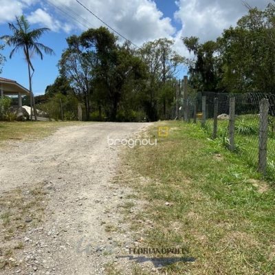 Terreno com 1680m², no bairro Ratones em Florianópolis