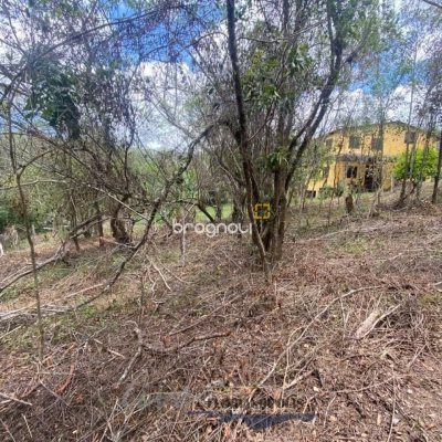 Terreno com 1680m², no bairro Ratones em Florianópolis
