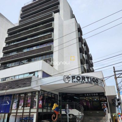 Sala com 24m², 1 garagem, no bairro Centro em Florianópolis