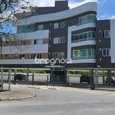 Apartamento com 84m², 2 quartos (sendo 1 suíte), 1 garagem, no bairro Jurerê em Florianópolis