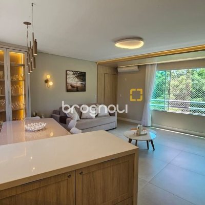 Apartamento com 84m², 2 quartos (sendo 1 suíte), 1 garagem, no bairro Jurerê em Florianópolis