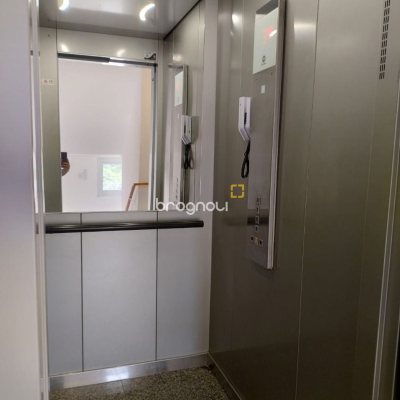 Apartamento com 75m², 2 quartos, 1 garagem, no bairro Vargem Grande em Florianópolis