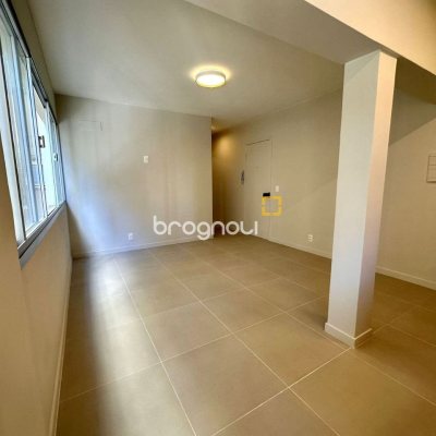 Apartamento com 43m², 1 quarto, no bairro Centro em Florianópolis