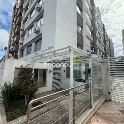 Apartamento com 104m², 3 quartos, 1 garagem, no bairro Centro em Florianópolis