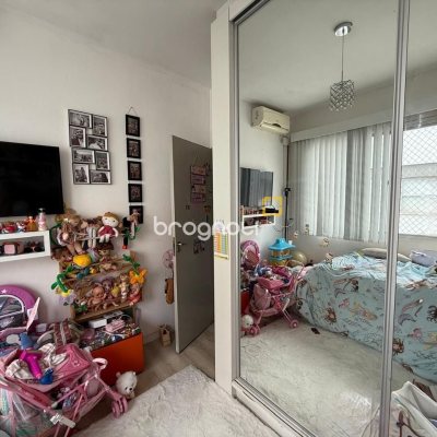 Apartamento com 104m², 3 quartos, 1 garagem, no bairro Centro em Florianópolis