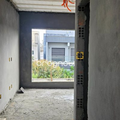 Casa com 285m², 3 quartos (sendo 3 suítes), 4 garagens, no bairro Bom Abrigo em Florianópolis