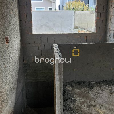 Casa com 285m², 3 quartos (sendo 3 suítes), 4 garagens, no bairro Bom Abrigo em Florianópolis