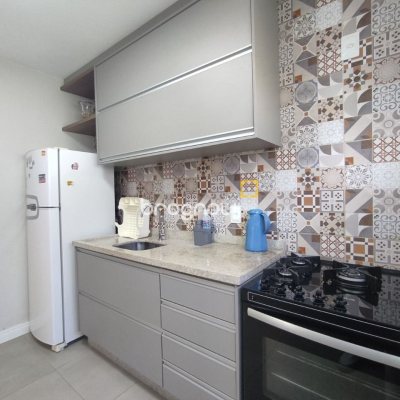 Casa com 119m², 3 quartos (sendo 1 suíte), 2 garagens, no bairro Daniela em Florianópolis