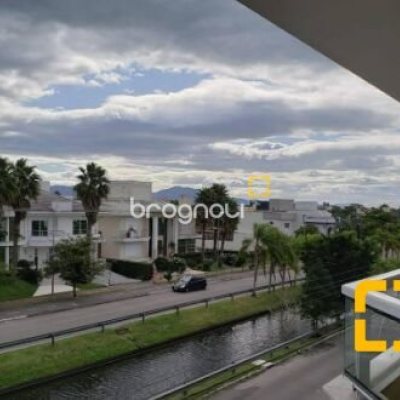Apartamento com 144m², 4 quartos (sendo 2 suítes), 2 garagens, no bairro Jurerê Internacional em Florianópolis