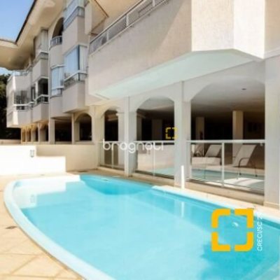 Apartamento com 144m², 4 quartos (sendo 2 suítes), 2 garagens, no bairro Jurerê Internacional em Florianópolis