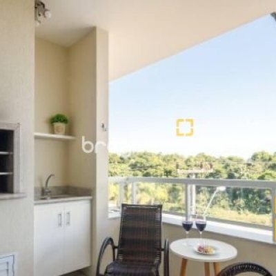 Apartamento com 144m², 4 quartos (sendo 2 suítes), 2 garagens, no bairro Jurerê Internacional em Florianópolis