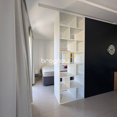 Studio com 83m², 1 quarto, 1 garagem, no bairro Itacorubi em Florianópolis