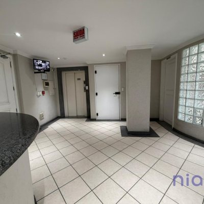 Apartamento com 63m², 2 quartos, 1 garagem, no bairro Kobrasol em São José