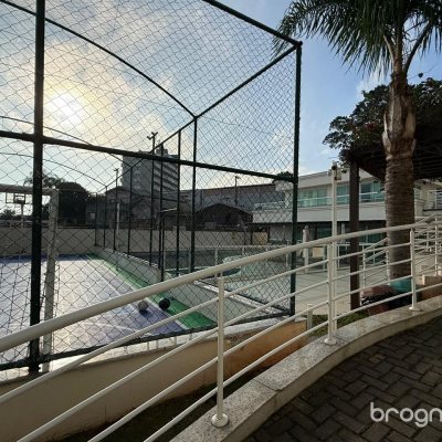 Apartamento com 77m², 2 quartos (sendo 1 suíte), 1 garagem, no bairro Itacorubi em Florianópolis