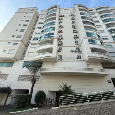 Apartamento com 77m², 2 quartos (sendo 1 suíte), 1 garagem, no bairro Itacorubi em Florianópolis