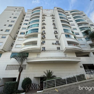 Apartamento com 77m², 2 quartos (sendo 1 suíte), 1 garagem, no bairro Itacorubi em Florianópolis