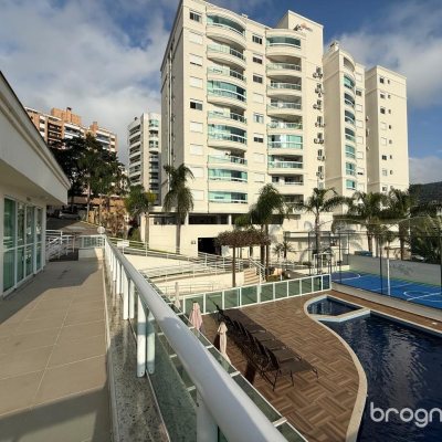 Apartamento com 77m², 2 quartos (sendo 1 suíte), 1 garagem, no bairro Itacorubi em Florianópolis