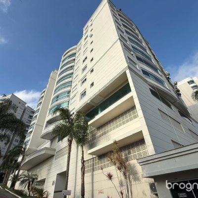 Apartamento com 77m², 2 quartos (sendo 1 suíte), 1 garagem, no bairro Itacorubi em Florianópolis