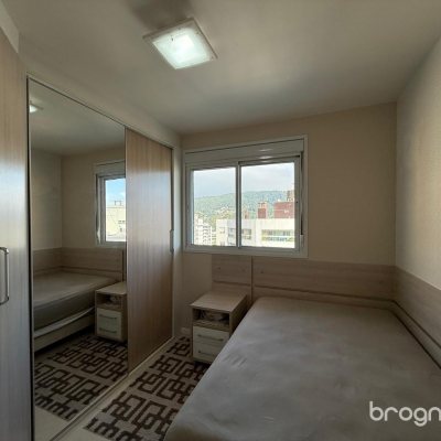 Apartamento com 77m², 2 quartos (sendo 1 suíte), 1 garagem, no bairro Itacorubi em Florianópolis