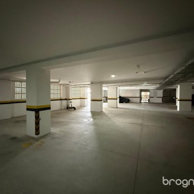 Apartamento com 77m², 2 quartos (sendo 1 suíte), 1 garagem, no bairro Itacorubi em Florianópolis