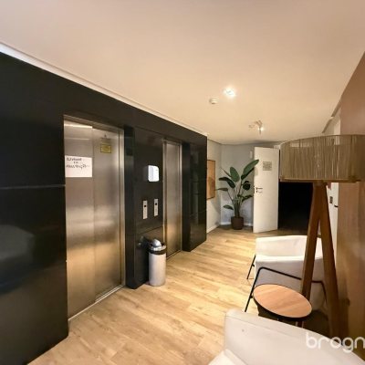 Apartamento com 77m², 2 quartos (sendo 1 suíte), 1 garagem, no bairro Itacorubi em Florianópolis