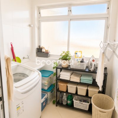 Apartamento com 73m², 2 quartos (sendo 1 suíte), 1 garagem, no bairro Carianos em Florianópolis