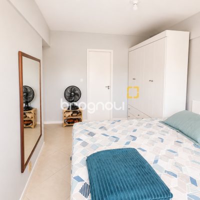 Apartamento com 73m², 2 quartos (sendo 1 suíte), 1 garagem, no bairro Carianos em Florianópolis