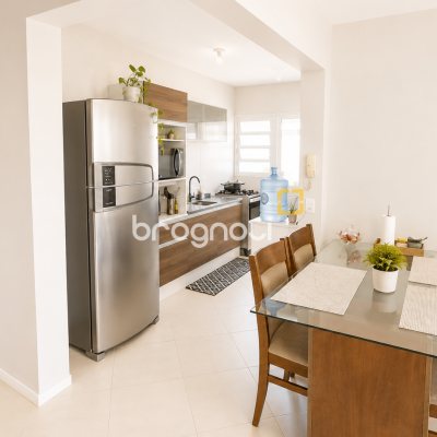 Apartamento com 73m², 2 quartos (sendo 1 suíte), 1 garagem, no bairro Carianos em Florianópolis