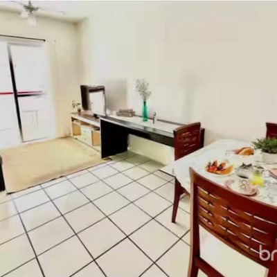 Apartamento com 51m², 1 quarto, 1 garagem, no bairro São João do Rio Vermelho em Florianópolis