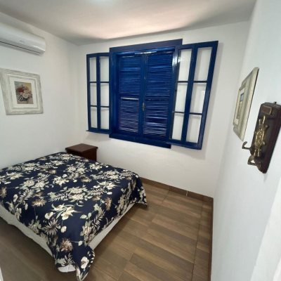 Casa com 100m², 2 quartos (sendo 1 suíte), no bairro Lagoa da Conceição em Florianópolis