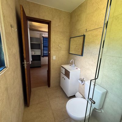 Casa com 100m², 2 quartos (sendo 1 suíte), no bairro Lagoa da Conceição em Florianópolis