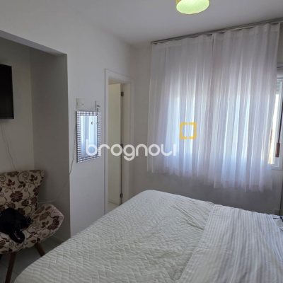 Apartamento com 62m², 2 quartos (sendo 1 suíte), 1 garagem, no bairro Coqueiros em Florianópolis