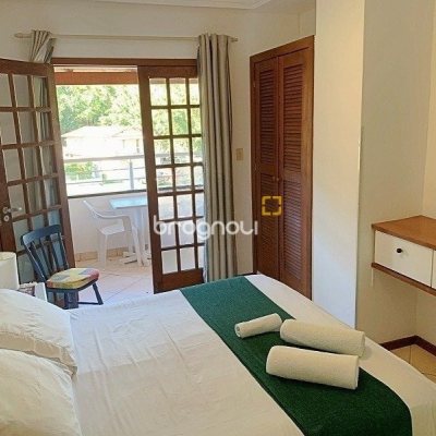 Pousada / Hotel com 1000m², 15 quartos (sendo 15 suítes), no bairro Lagoa da Conceição em Florianópolis